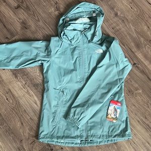 The North Face Resolve Plus Jacket - medium